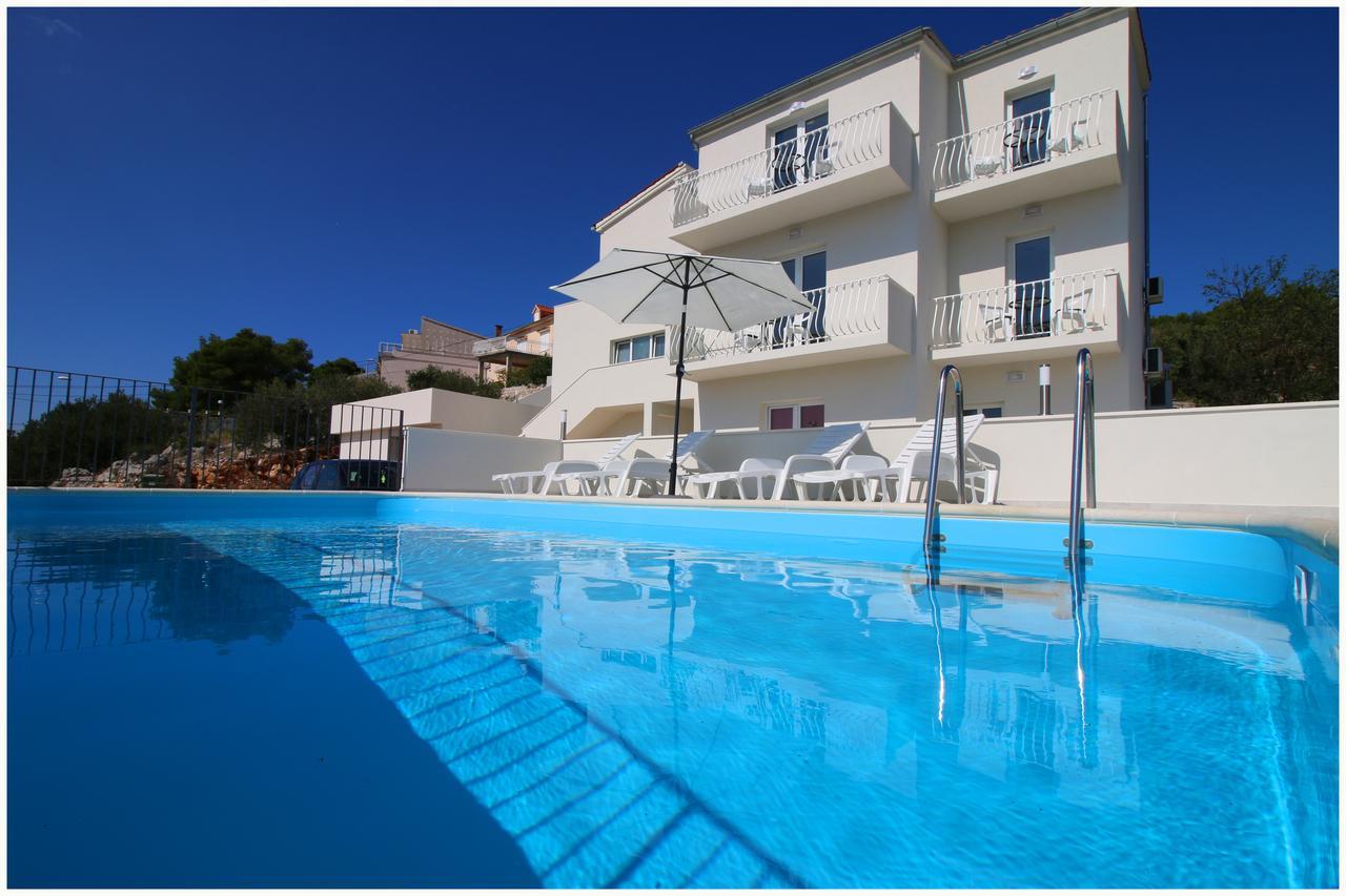 Apartments Huljev Primošten Εξωτερικό φωτογραφία