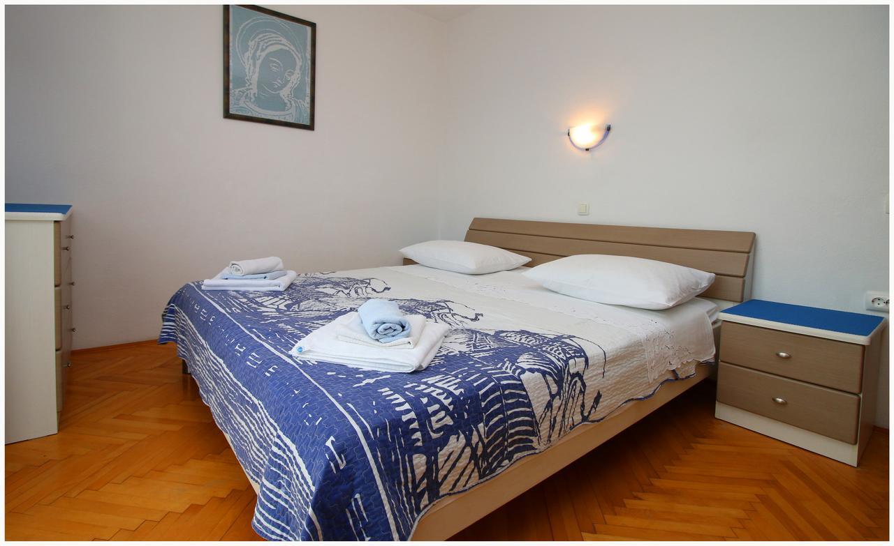 Apartments Huljev Primošten Εξωτερικό φωτογραφία