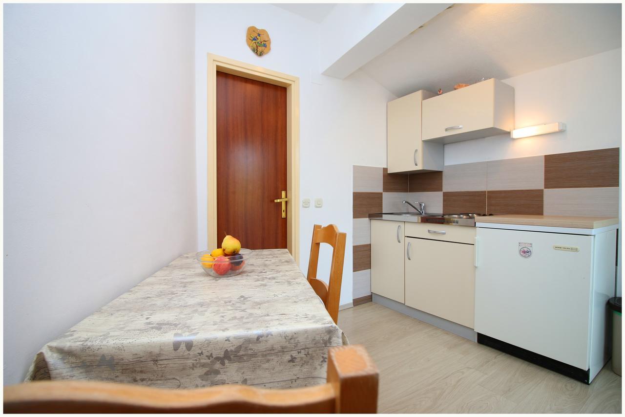 Apartments Huljev Primošten Εξωτερικό φωτογραφία