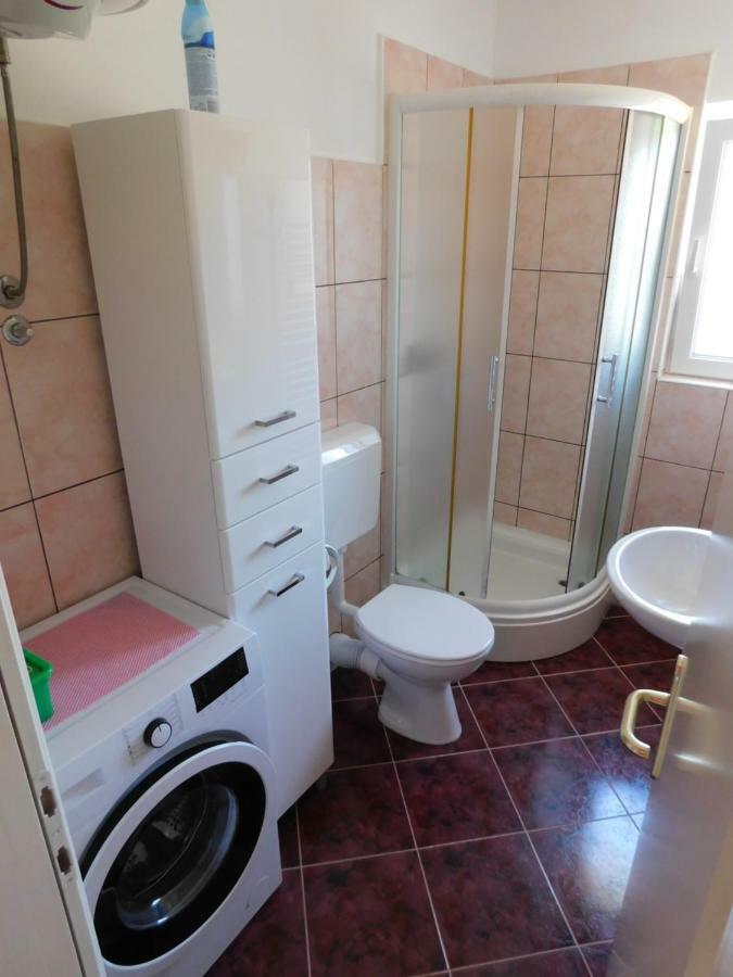 Apartments Huljev Primošten Εξωτερικό φωτογραφία
